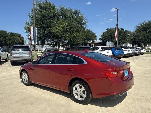 Used 2024 Chevrolet Malibu LT FWD image 36