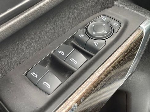 Used 2021 Chevrolet Silverado 3500 LT w/ Convenience Package image 14