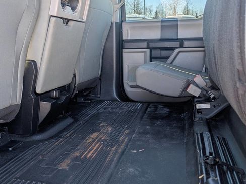 Used 2018 Ford F250 XL w/ STX Appearance Package image 28