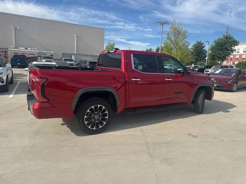 Used 2022 Toyota Tundra Limited image 3