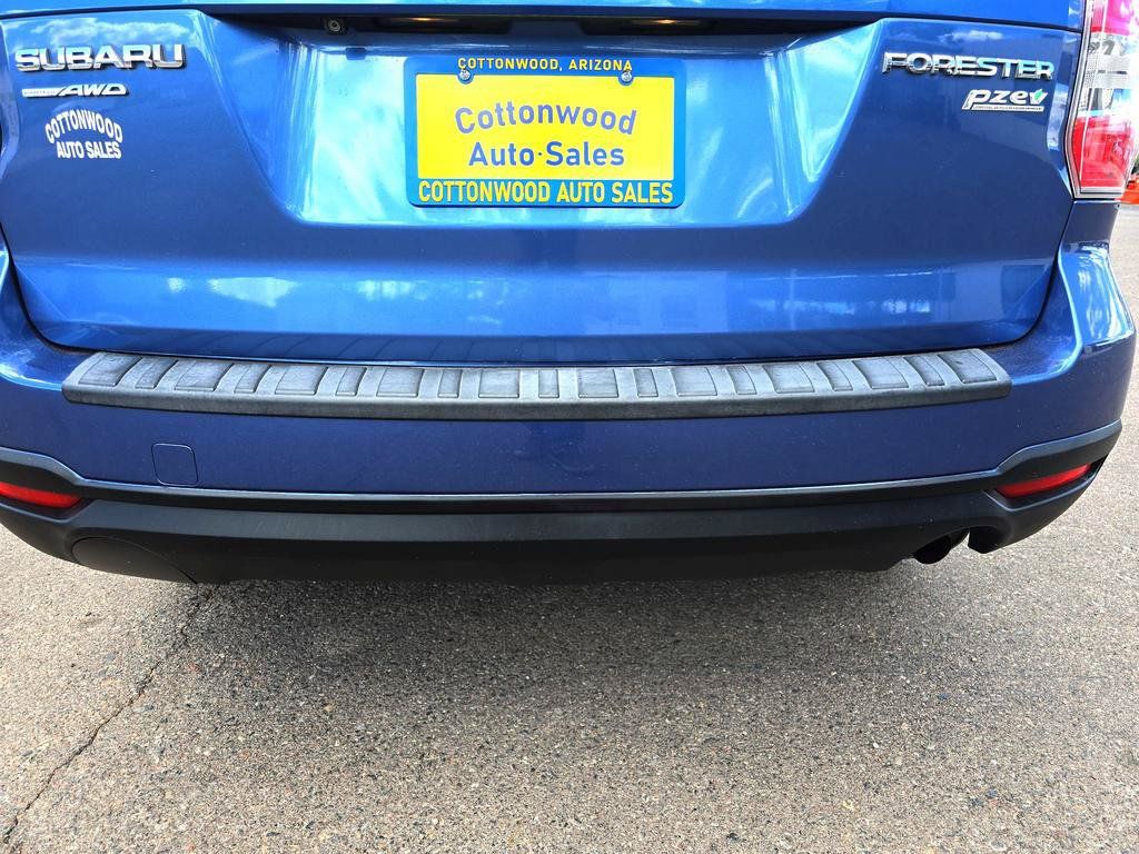 Used 2015 Subaru Forester 2.5i Premium w/ All-Weather Package AWD/4WD image 32