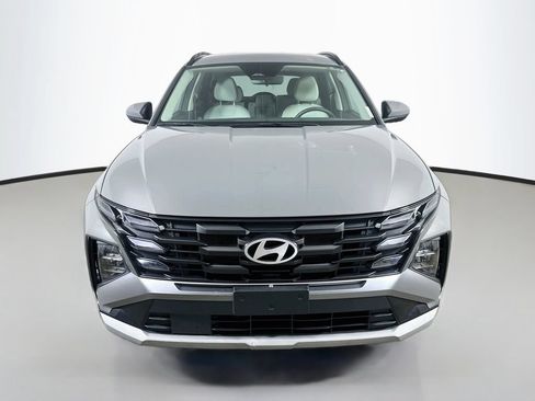 Used 2025 Hyundai Tucson SEL FWD image 2