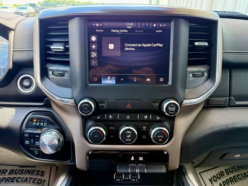 Used 2022 RAM 1500 Laramie AWD/4WD image 25
