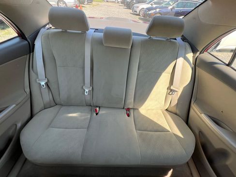 Used 2010 Toyota Corolla LE FWD image 22