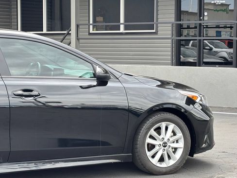 Used 2024 Kia Forte GT-Line FWD image 4