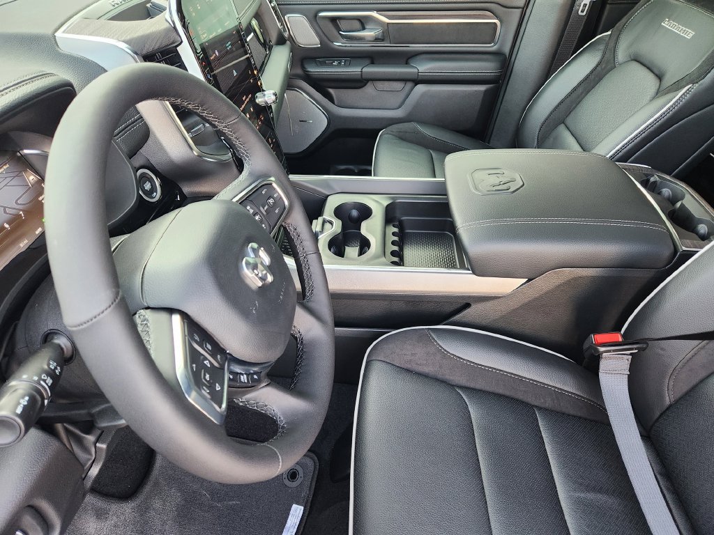 New 2026 RAM 1500 Laramie AWD/4WD image 10