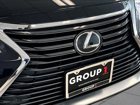 Used 2018 Lexus ES 350 w/ Luxury Package w/Wood Trim FWD image 28