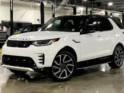 New 2025 Land Rover Discovery Dynamic SE