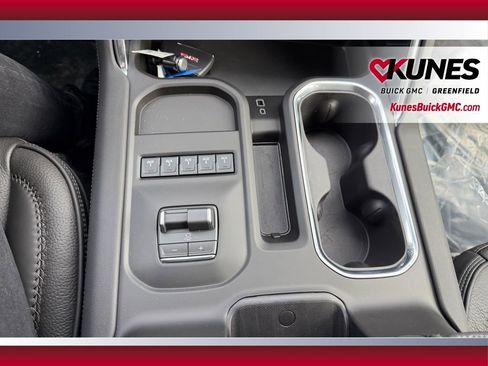 New 2026 GMC Sierra 2500 Denali w/ Denali Reserve Package image 17