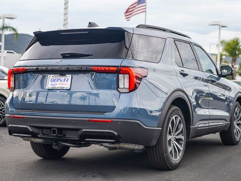 New 2026 Ford Explorer ST-Line RWD image 6