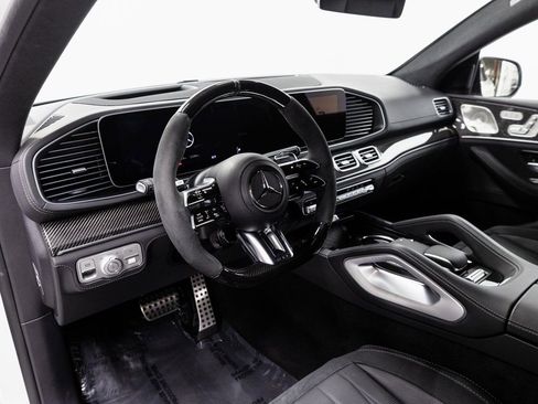 Used 2025 Mercedes-Benz GLE 63 AMG S image 9