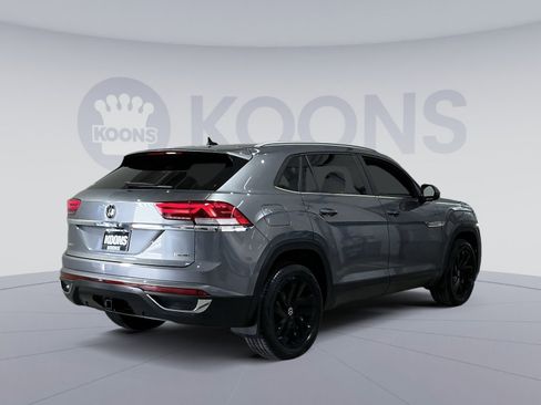 Used 2022 Volkswagen Atlas Cross Sport SE image 16