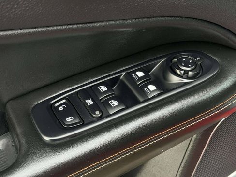 Used 2019 Jeep Compass Latitude AWD/4WD image 10
