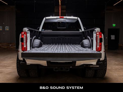 Used 2024 Ford F350 Lariat w/ Chrome Package image 9