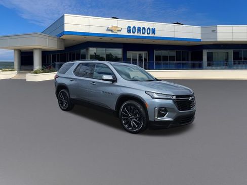 Certified 2023 Chevrolet Traverse RS FWD image 9