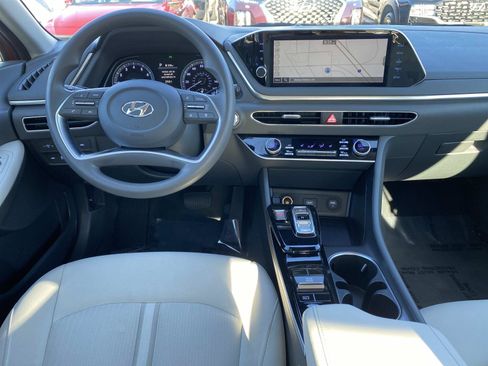 Used 2023 Hyundai Sonata SEL FWD image 9
