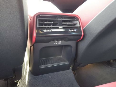 Used 2026 BMW 530i RWD image 15