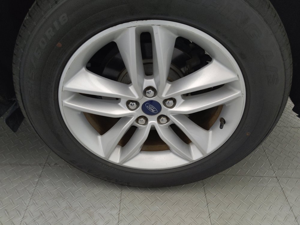 Used 2018 Ford Edge SEL AWD/4WD image 31