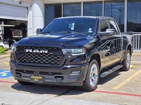 Used 2025 RAM 1500 Lone Star AWD/4WD image 2