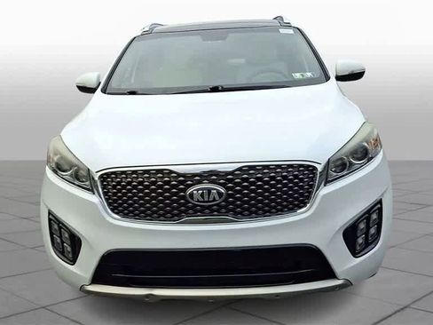 Used 2016 Kia Sorento SX image 3