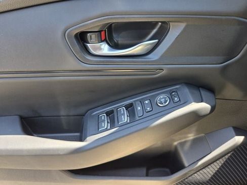 Used 2025 Honda Accord SE image 30