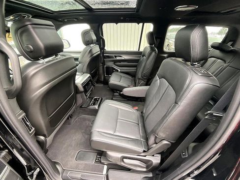 New 2026 Jeep Grand Wagoneer Limited image 26