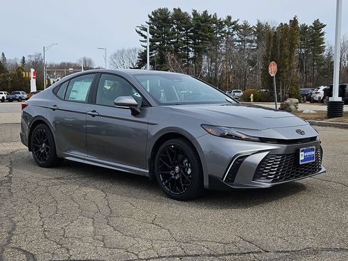 New 2026 Toyota Camry Hybrid AWD/4WD image 3