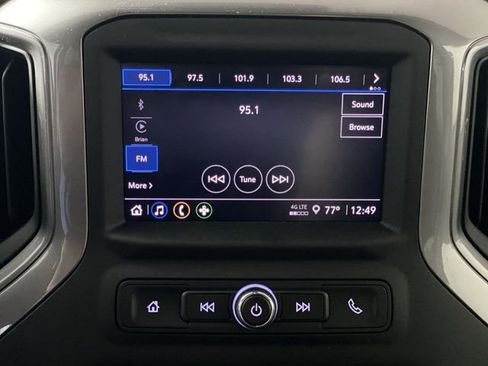 Used 2022 Chevrolet Silverado 1500 Custom image 12