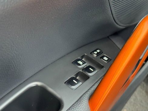 Used 2016 Hyundai Veloster Turbo w/ Option Group 04 image 25