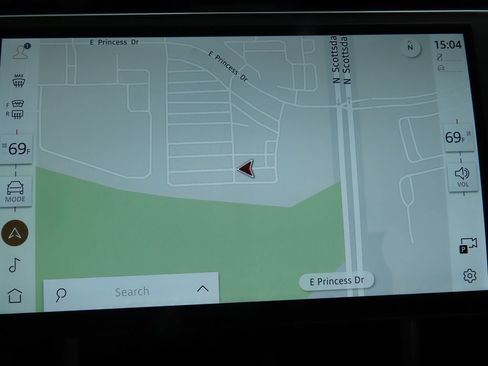 New 2026 Land Rover Range Rover Long Wheelbase SE image 16