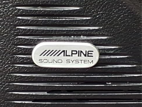 Used 2019 Dodge Challenger GT w/ Plus Package RWD image 13