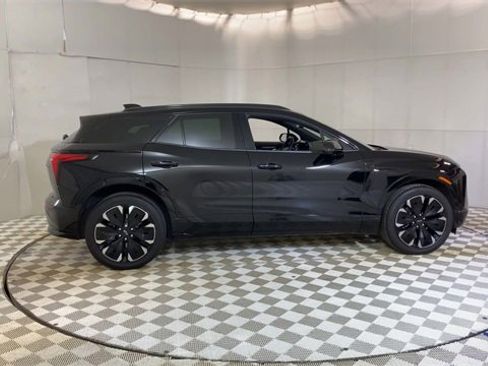 Used 2024 Chevrolet Blazer EV RS image 9