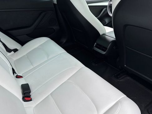 Used 2022 Tesla Model 3 Long Range image 29