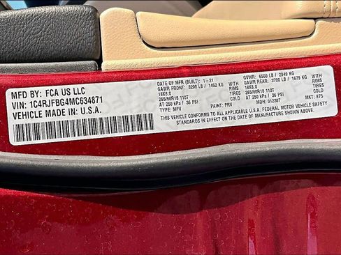 Used 2021 Jeep Grand Cherokee Limited image 32