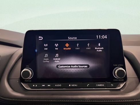 Used 2025 Nissan Rogue SV AWD/4WD image 21