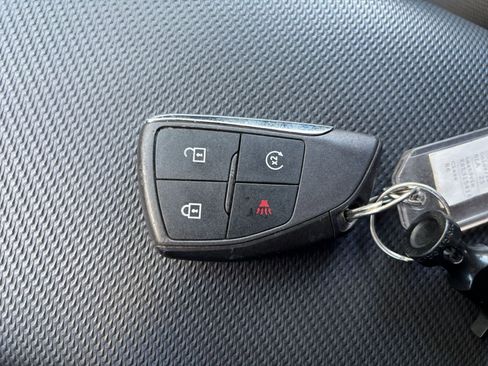 Used 2025 Chevrolet Equinox LT AWD/4WD image 22