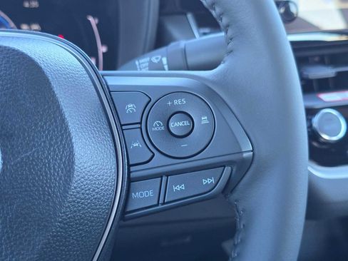 Used 2026 Toyota Corolla SE image 36