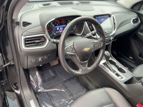 Used 2020 Chevrolet Equinox Premier image 9