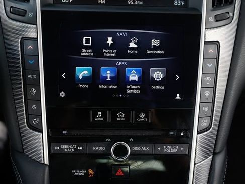 Used 2017 INFINITI Q50 Signature Edition w/ All Weather Package (L93) image 38