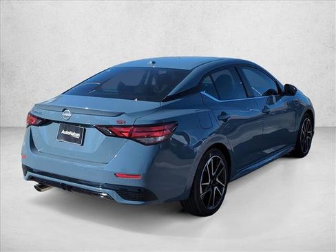 New 2025 Nissan Sentra SR w/ SR Premium Package FWD image 7