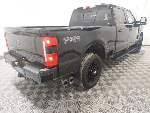 Used 2024 Ford F250 Lariat w/ Lariat Ultimate Package AWD/4WD image 3