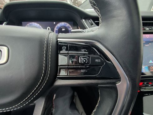 Certified 2021 Jeep Grand Cherokee L Overland w/ Luxury Tech Group IV image 20