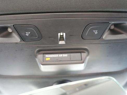 Used 2018 Chevrolet Camaro LT image 23