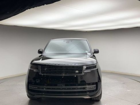 Certified 2025 Land Rover Range Rover SE AWD/4WD image 7