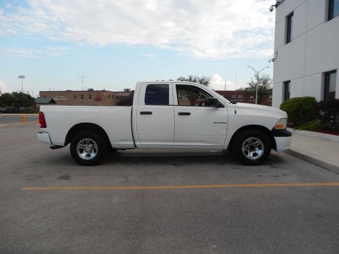 Used 2009 Dodge Ram 1500 Truck ST image 20