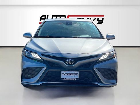 Used 2021 Toyota Camry XSE image 2