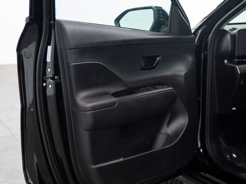Used 2026 Hyundai Kona SEL Sport FWD image 5