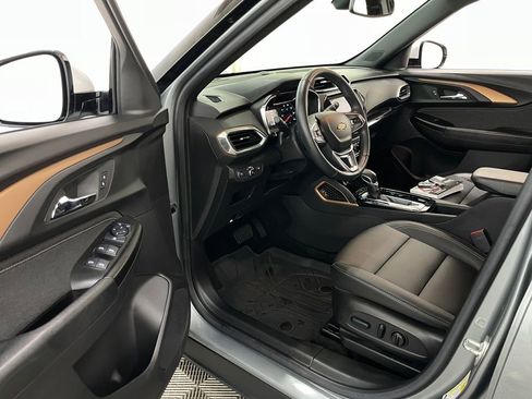Used 2023 Chevrolet TrailBlazer ACTIV w/ Convenience Package AWD/4WD image 11