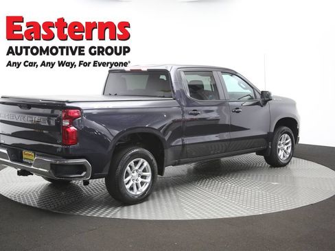 Used 2023 Chevrolet Silverado 1500 LT AWD/4WD image 43