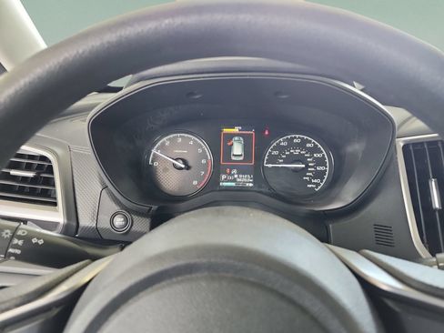Used 2021 Subaru Forester AWD/4WD image 11
